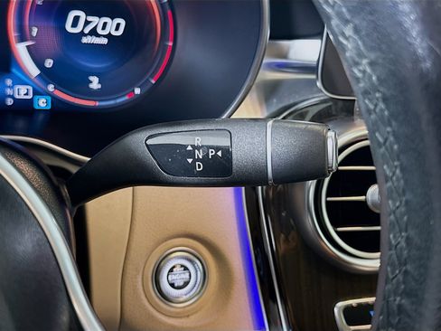 Used 2022 Mercedes-Benz GLC 300 w/ Premium Package Lite image 20