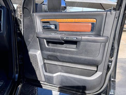 Used 2013 RAM 2500 Longhorn image 20