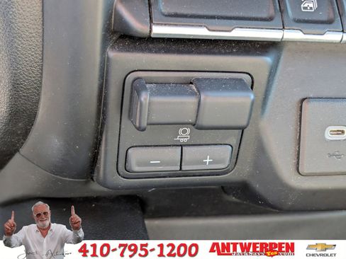 Used 2022 GMC Sierra 2500 SLT w/ SLT Convenience Package image 27