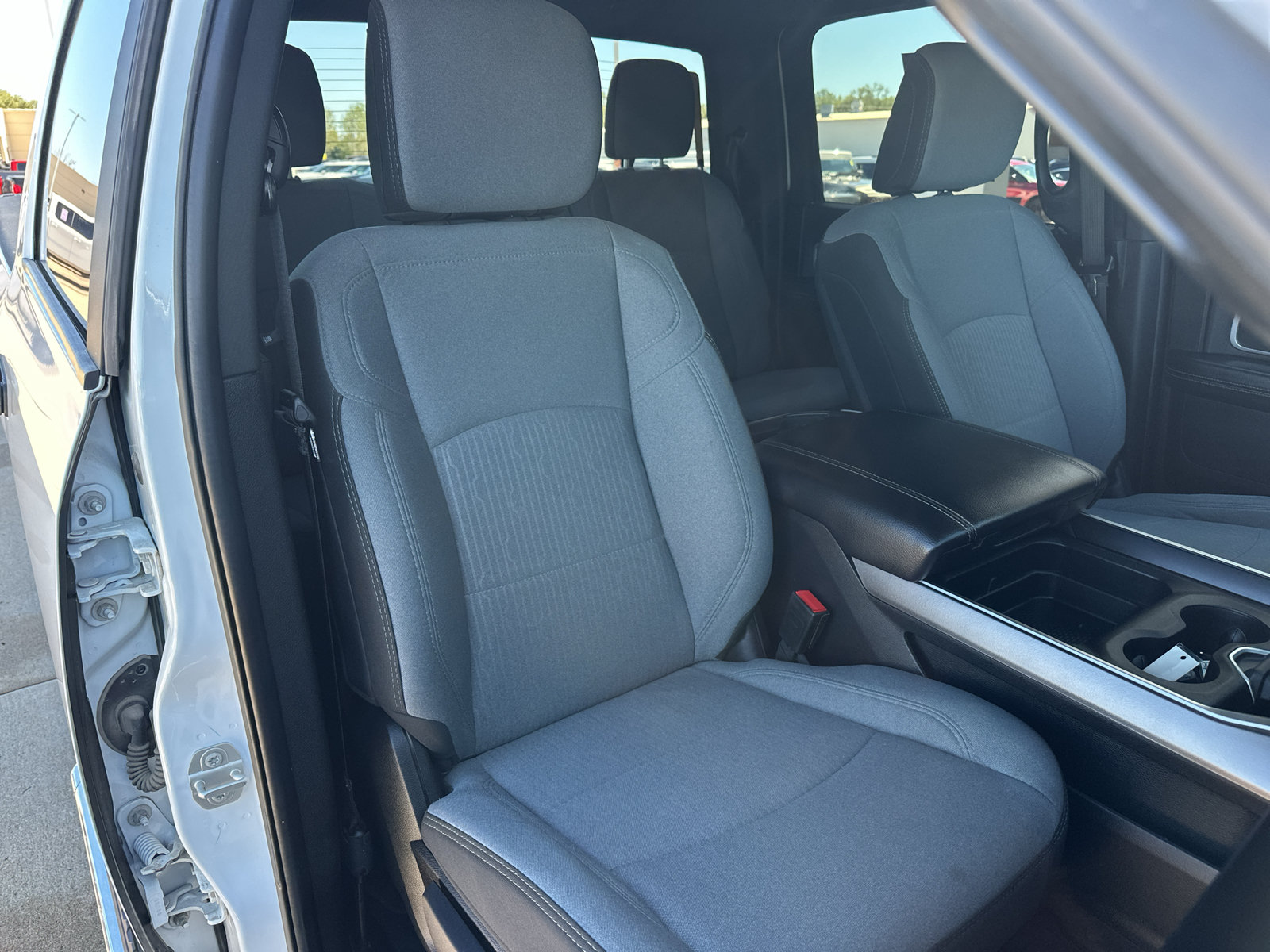Used 2024 RAM 2500 Big Horn w/ Off Road Package AWD/4WD image 30
