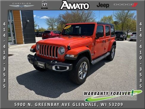 Used 2019 Jeep Wrangler Unlimited Sahara w/ Cold Weather Group AWD/4WD image 1