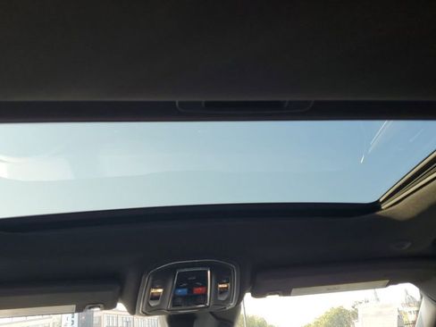 New 2025 Jeep Grand Cherokee Altitude image 13