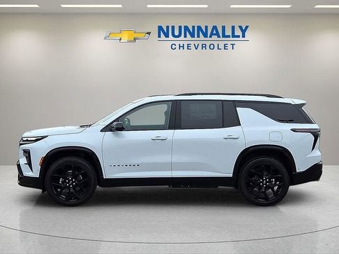 New 2026 Chevrolet Traverse RS FWD image 2