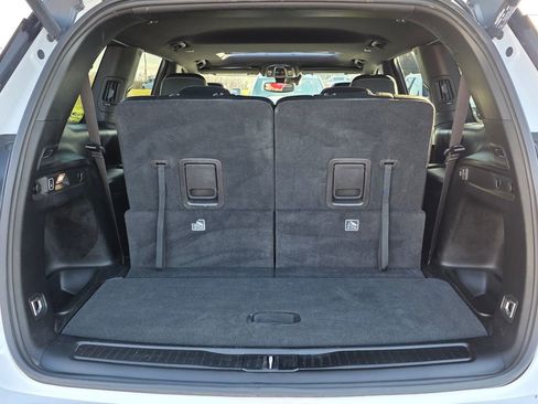 Used 2024 Jeep Grand Cherokee L Altitude image 32