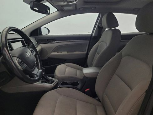 Used 2018 Hyundai Elantra Value Edition FWD image 17