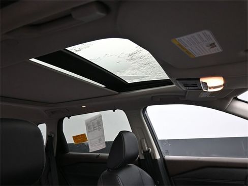 Used 2023 Nissan Rogue SL w/ SL Premium Package image 12