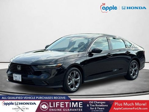 Used 2023 Honda Accord EX image 5