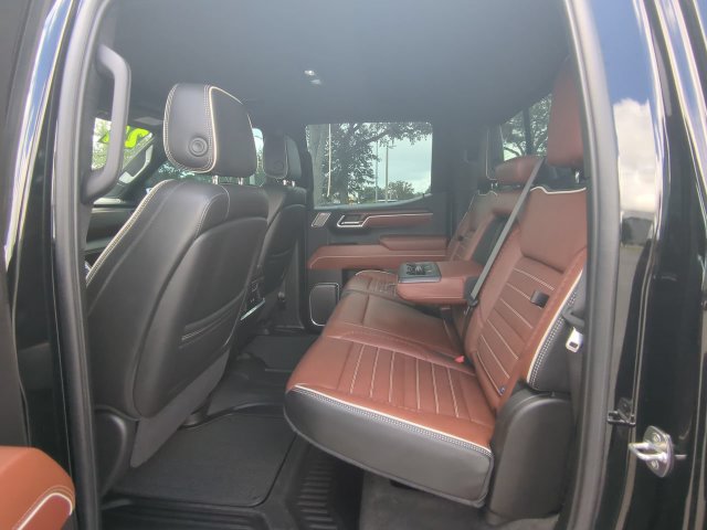 Used 2024 GMC Sierra 1500 Denali Ultimate AWD/4WD image 15