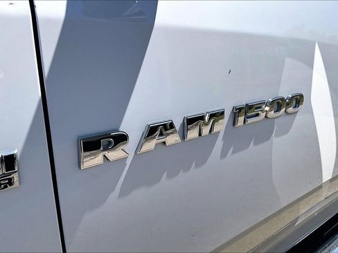 Used 2012 RAM 1500 Laramie AWD/4WD image 33