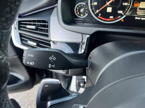 Used 2018 BMW X5 xDrive50i image 12