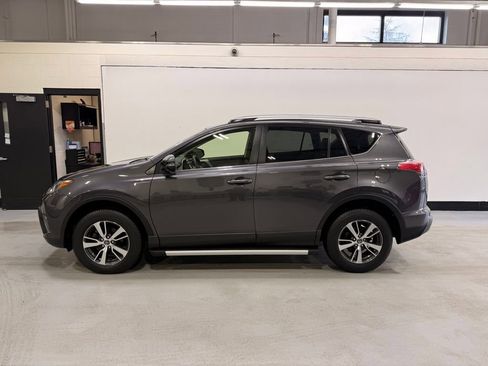 Used 2018 Toyota RAV4 XLE w/ Plus Extra Value Package image 2