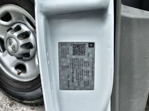 Used 2019 Chevrolet Express 2500 Work Van w/ Driver Convenience Package image 32