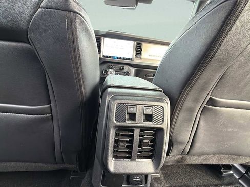 Used 2025 Ford Bronco Outer Banks image 41