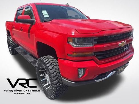 Used 2017 Chevrolet Silverado 1500 LT w/ All Star Edition AWD/4WD image 1