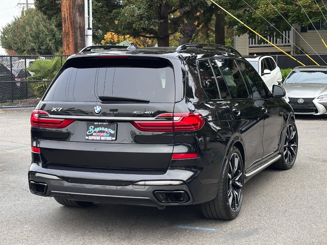 Used 2021 BMW X7 xDrive40i w/ M Sport Package AWD/4WD image 18