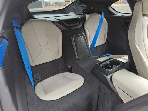 Used 2015 BMW i8 image 6