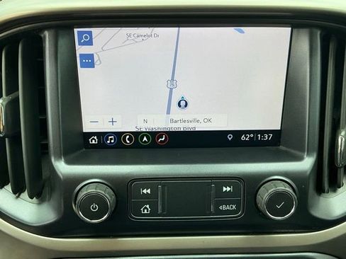 Used 2021 Chevrolet Colorado Z71 w/ Safety Package AWD/4WD image 10