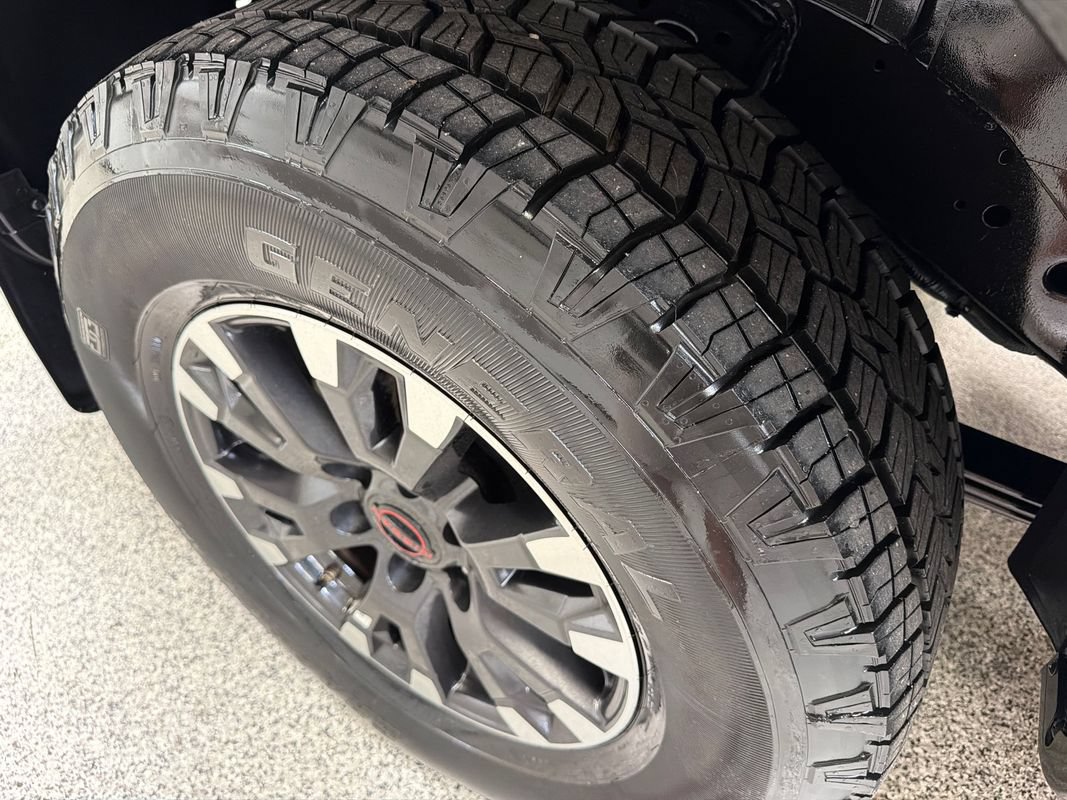 Used 2021 Nissan Titan PRO-4X w/ Pro-4x Convenience Package AWD/4WD image 52