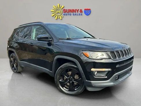Used 2018 Jeep Compass Latitude w/ Popular Equipment Group image 1
