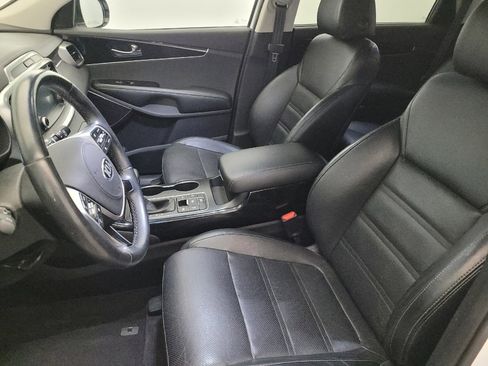 Used 2019 Kia Sorento SX w/ SX Touring Package image 17