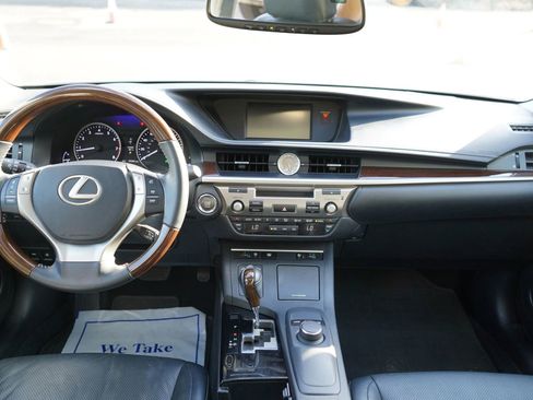 Used 2013 Lexus ES 350 FWD image 17