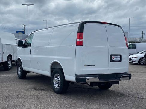 New 2025 Chevrolet Express 2500 w/ Driver Convenience Package RWD image 5