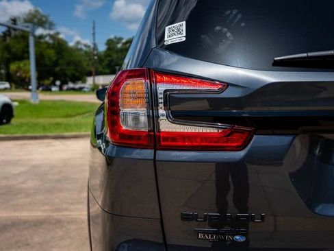 Certified 2025 Subaru Ascent Onyx Edition AWD/4WD image 16