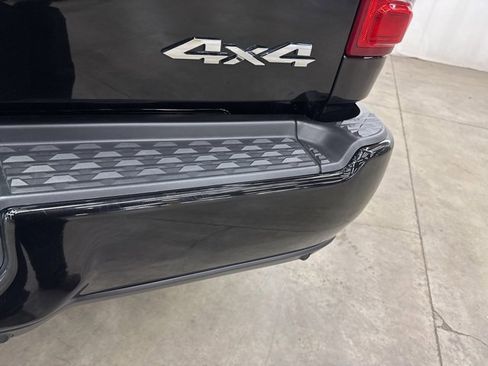 Used 2022 RAM 2500 Laramie image 25