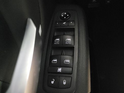 Used 2021 RAM 1500 Big Horn image 32