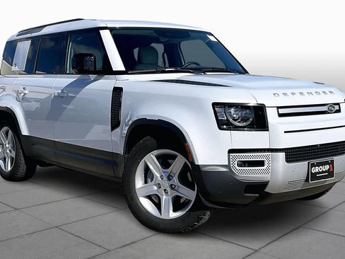 Used 2023 Land Rover Defender 110 SE image 2