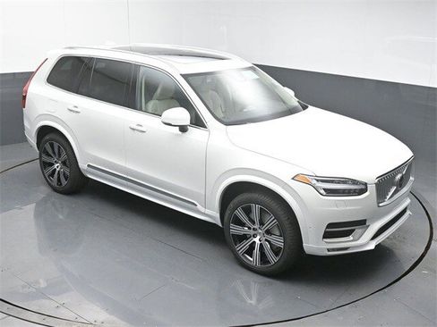 New 2025 Volvo XC90 B6 Plus w/ Protection Package Premier image 46