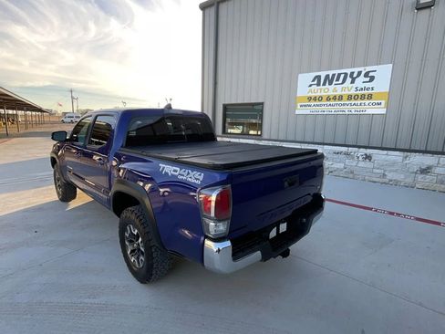 Used 2023 Toyota Tacoma TRD Off-Road image 10