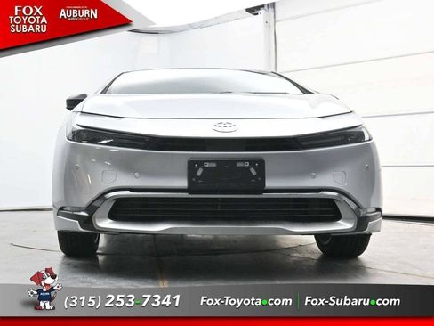New 2026 Toyota Prius Plug-In Hybrid FWD image 21