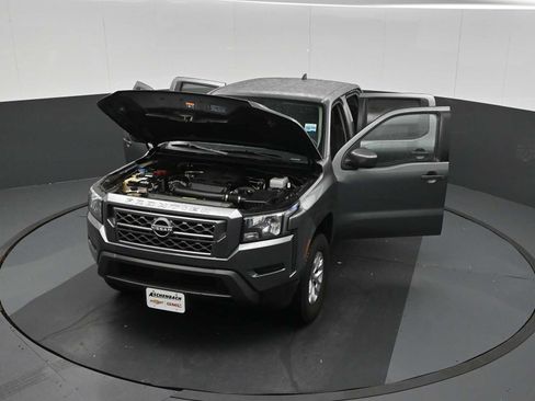 Used 2024 Nissan Frontier SV AWD/4WD image 27