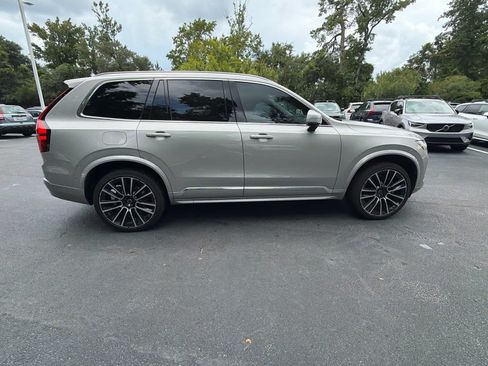 Used 2025 Volvo XC90 B6 Ultra w/ Protection Package Premier AWD/4WD image 13