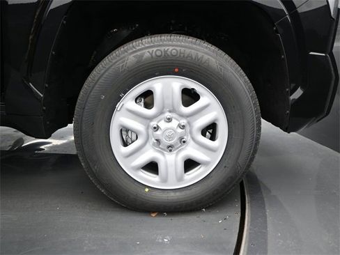 New 2026 Toyota Tundra SR image 15