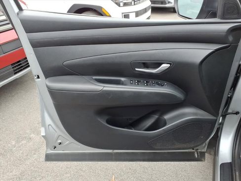 Certified 2025 Hyundai Tucson SEL image 8