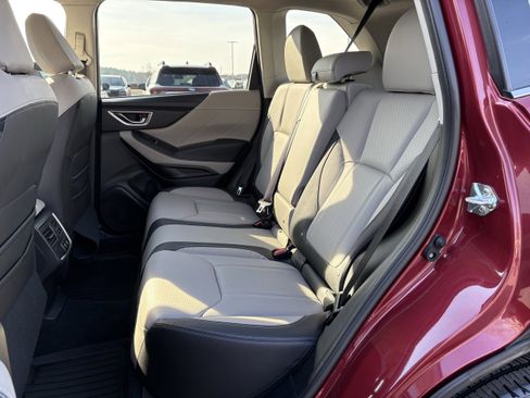 Certified 2024 Subaru Forester Limited w/ Convenience Package image 32