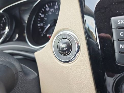 Used 2016 Nissan Rogue SL w/ SL Premium Package image 31