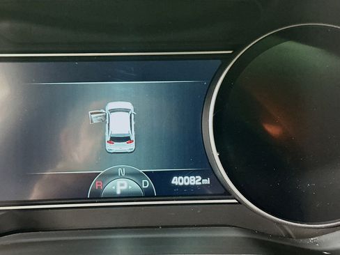 Used 2022 Kia Niro EX image 18