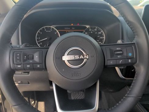 Certified 2022 Nissan Rogue SL AWD/4WD image 11