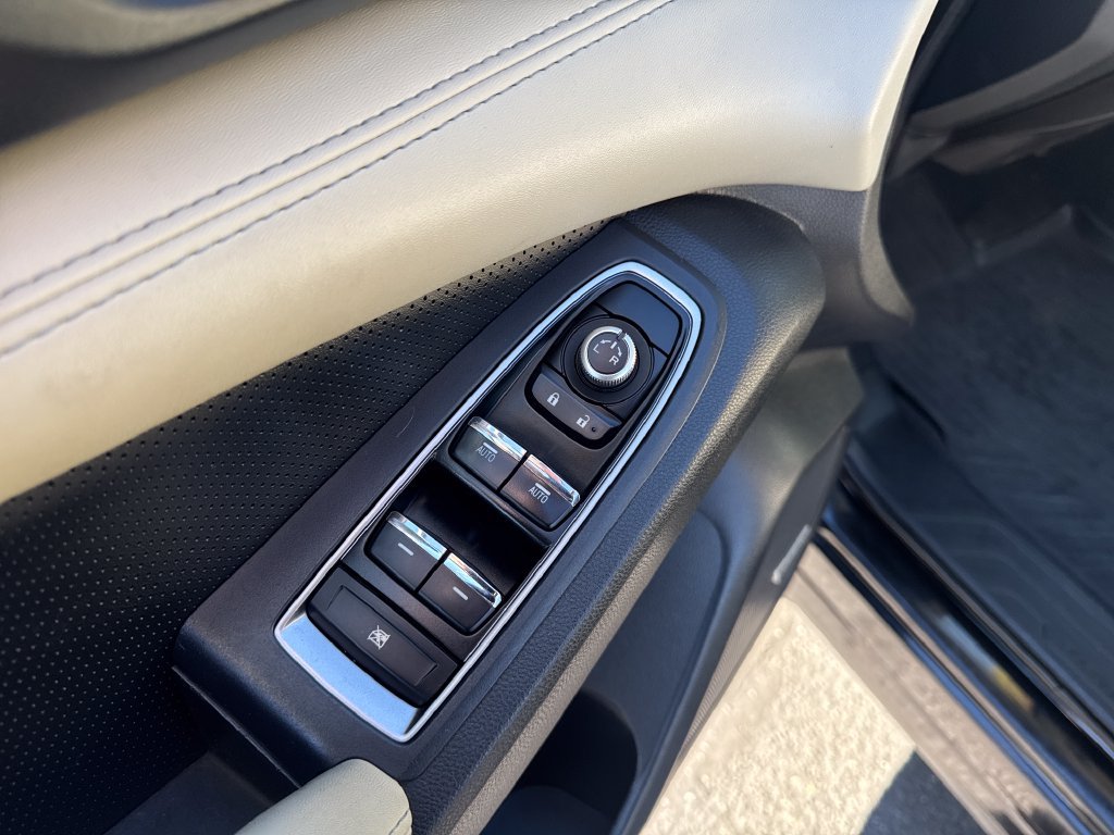 Used 2019 Subaru Ascent Limited w/ Popular Package #3 AWD/4WD image 11