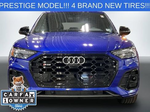 Used 2023 Audi SQ5 Prestige w/ Prestige Package AWD/4WD image 3