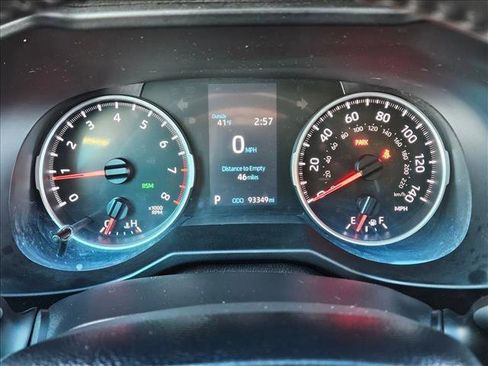 Used 2021 Toyota RAV4 XLE Premium image 11