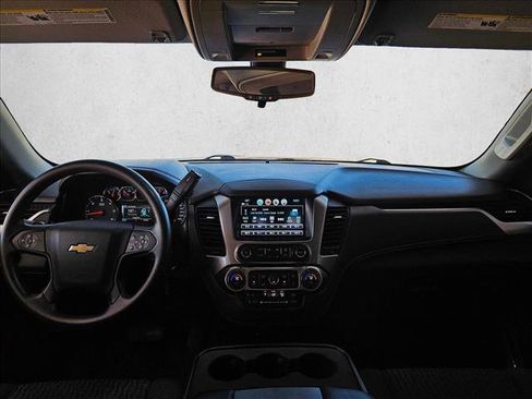 Used 2020 Chevrolet Tahoe 4WD w/ Suspension Package, Off-Road image 19