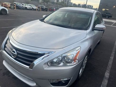Used 2013 Nissan Altima 2.5 SV w/ 2.5SV Convenience Pkg image 1