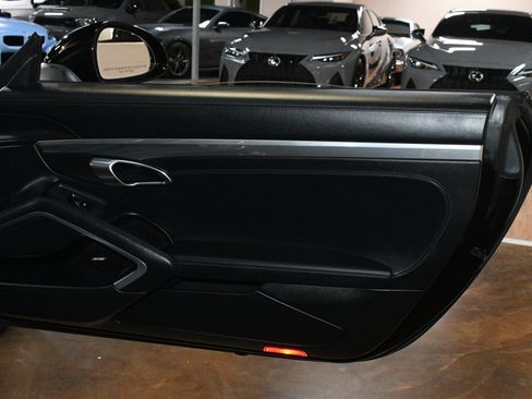 Used 2015 Porsche 911 Targa 4 AWD/4WD image 46