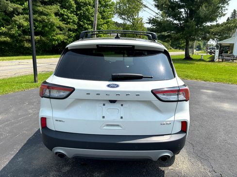 Used 2022 Ford Escape SEL w/ Technology Package image 6