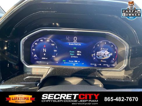 Used 2026 Chevrolet Silverado 2500 High Country w/ High Country Premium Package AWD/4WD image 18