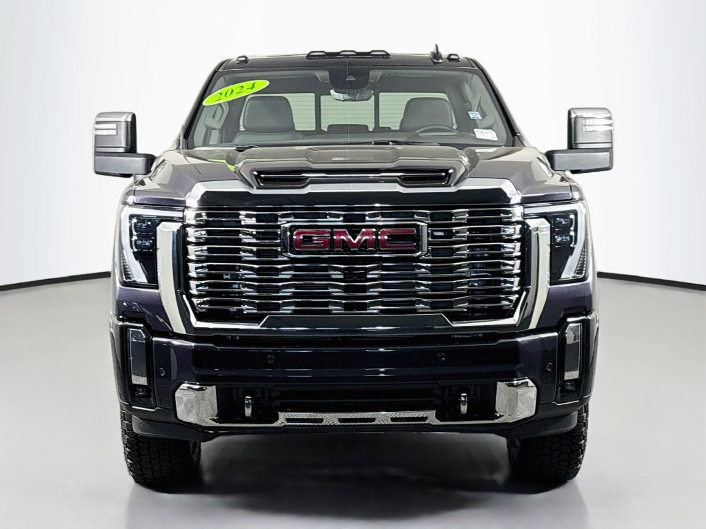 Certified 2024 GMC Sierra 2500 Denali w/ Denali Reserve Package AWD/4WD image 2